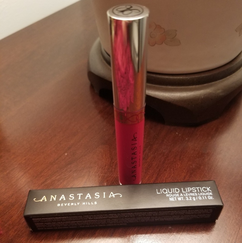 Anastasia Beverly  hills Liquid lipstick - Picture 2 of 6